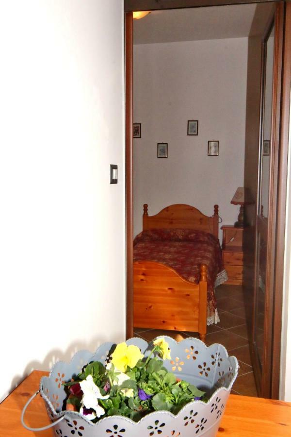 Albergo Ristorante Centro Vico Canavese Exterior photo
